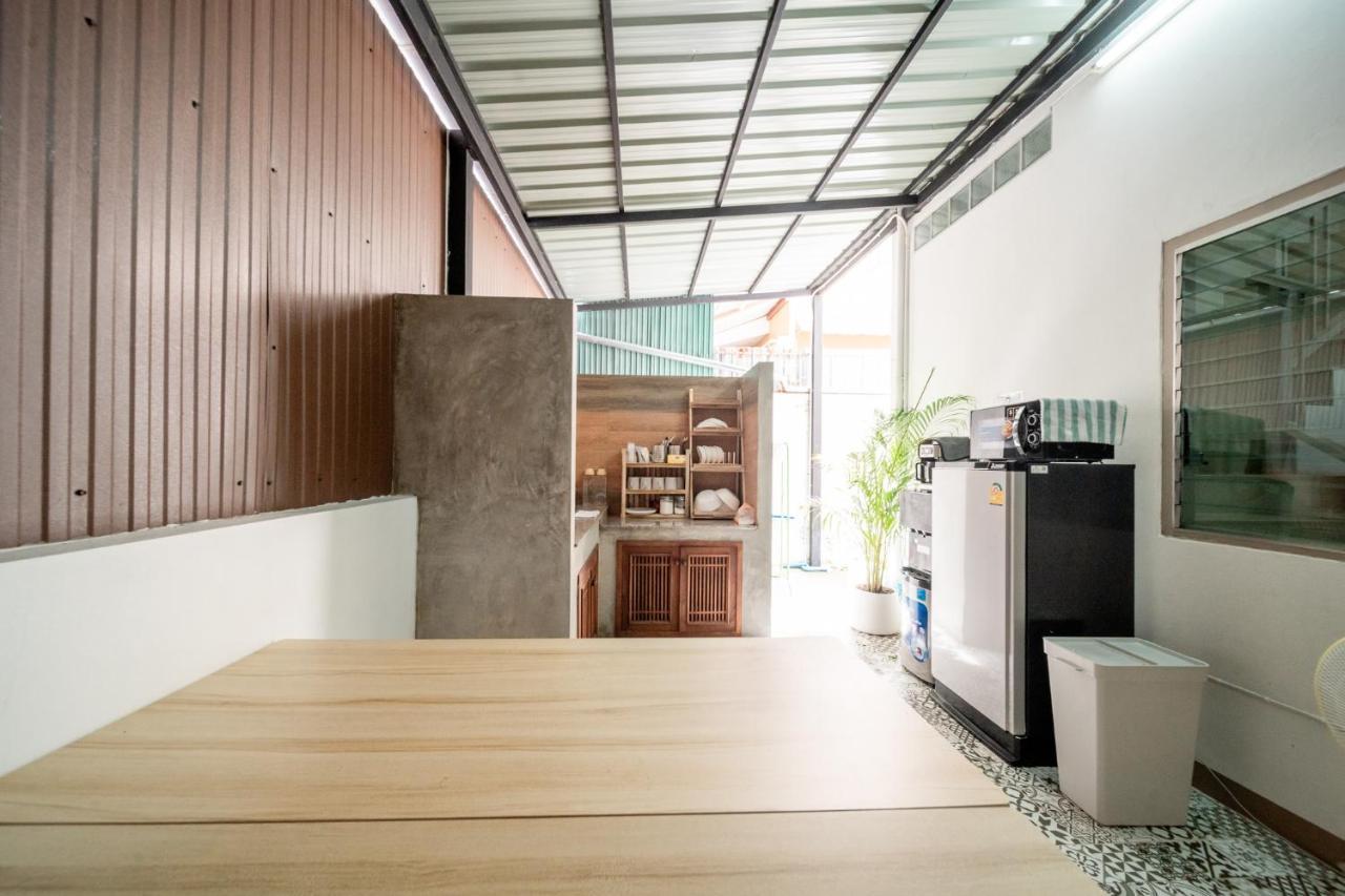Socialer Coliving & Coworking Space Чиангмай Экстерьер фото