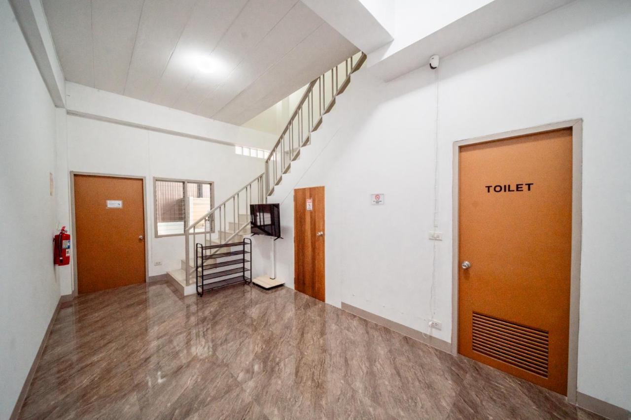 Socialer Coliving & Coworking Space Чиангмай Экстерьер фото