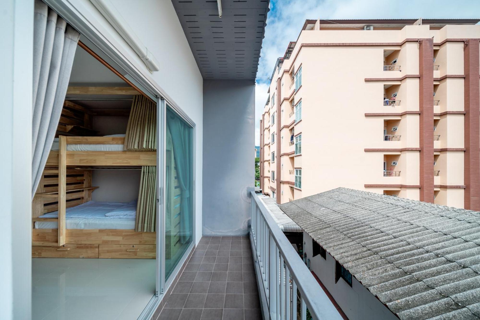 Socialer Coliving & Coworking Space Чиангмай Экстерьер фото